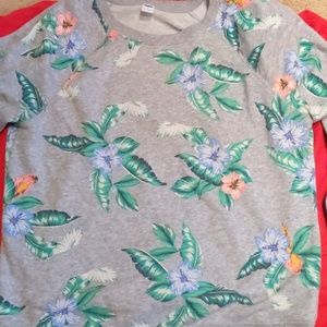 L old Navy sweatshirt